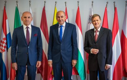 Predsednik vlade Janez Janša na srečanju z veleposlaniki držav članic EU, Zahodnega Balkana in Turčije