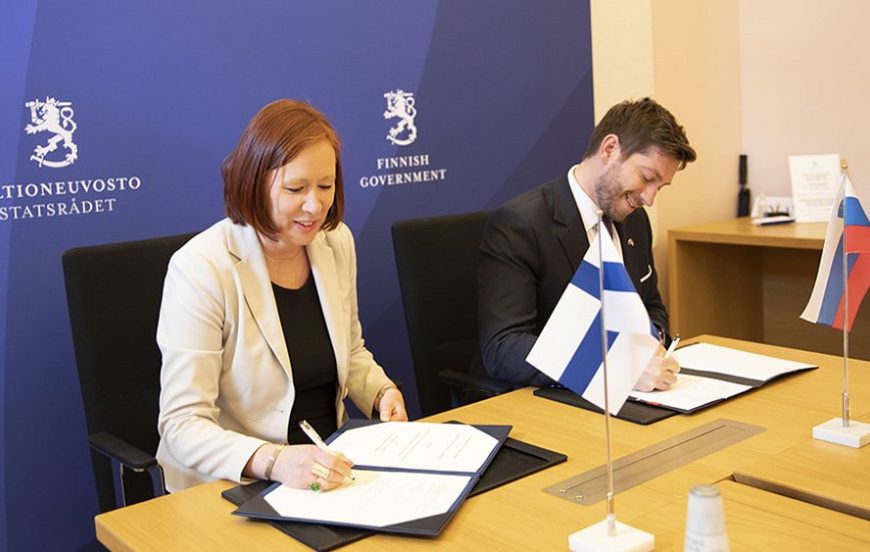 Minister za digitalno preobrazbo Mark Boris Andrijanič na delovnem obisku na Finskem