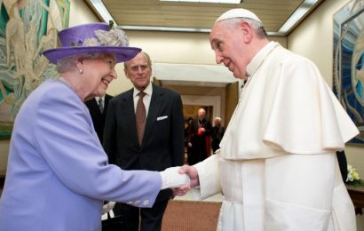 Telegram papeža Frančiška kraljici Elizabeti II. ob platinastem jubileju