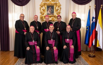 Slovenski škofje ostro nasprotujejo predlogu Zakona o pomoči pri prostovoljnem končanju življenja